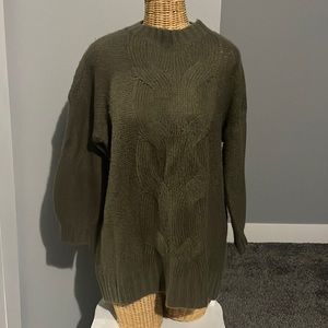 Pretty green sweater